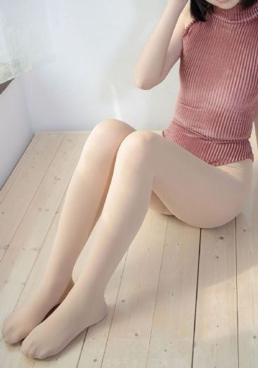 苏晓曼酒店被三个黑人_高清神马在线观看